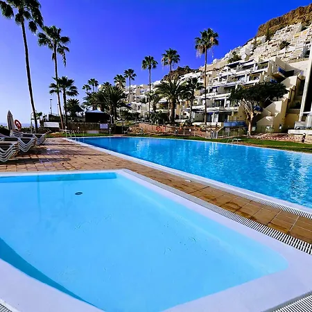 Ocean & Pool View 皮拉亚德尔库拉